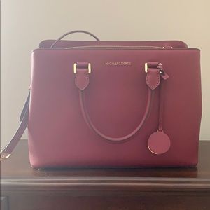 Michael Kors Savannah satchel
